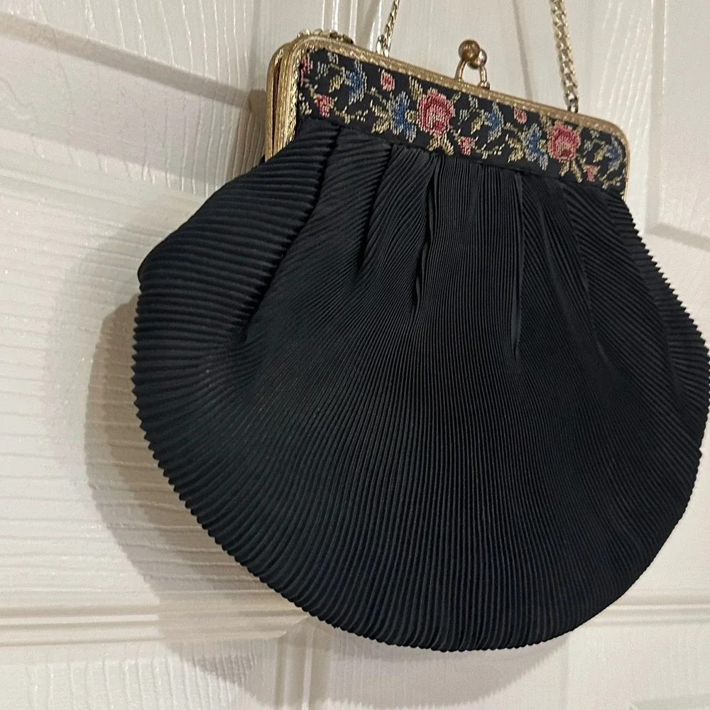 Vintage Black Pleated Evening Bag Floral Tapestry Gold Frame Kiss Lock Clutch